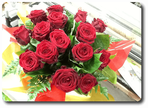Communiquer vos sentiments avec une brassée de roses rouge